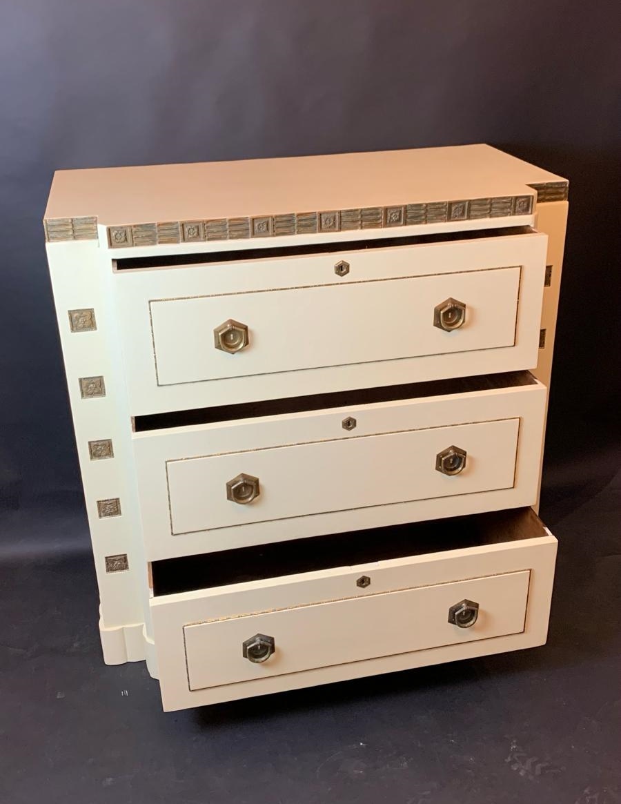 Large Viennese Art Nouveau Chest Of Drawers - Circa 1900