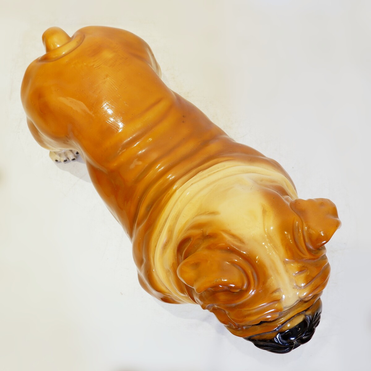 Life-size ceramic English Bulldog - Late 20th century