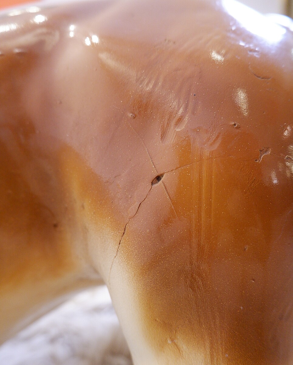 Life-size ceramic English Bulldog - Late 20th century