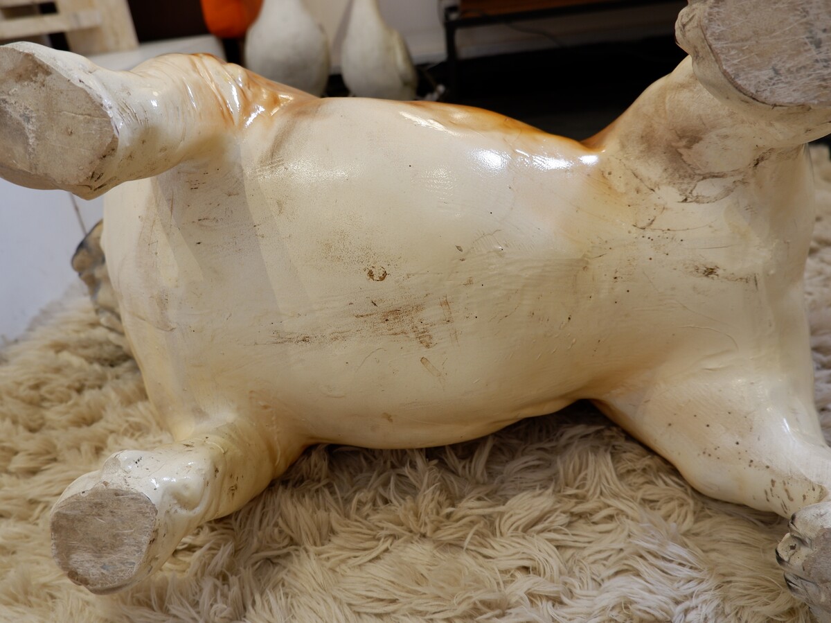 Life-size ceramic English Bulldog - Late 20th century