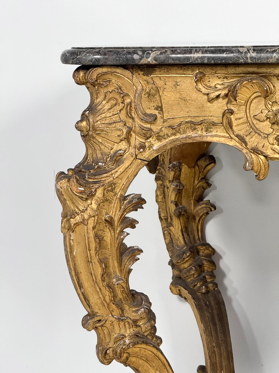 Louis XV Console In Giltwood And Marble Top, 18th