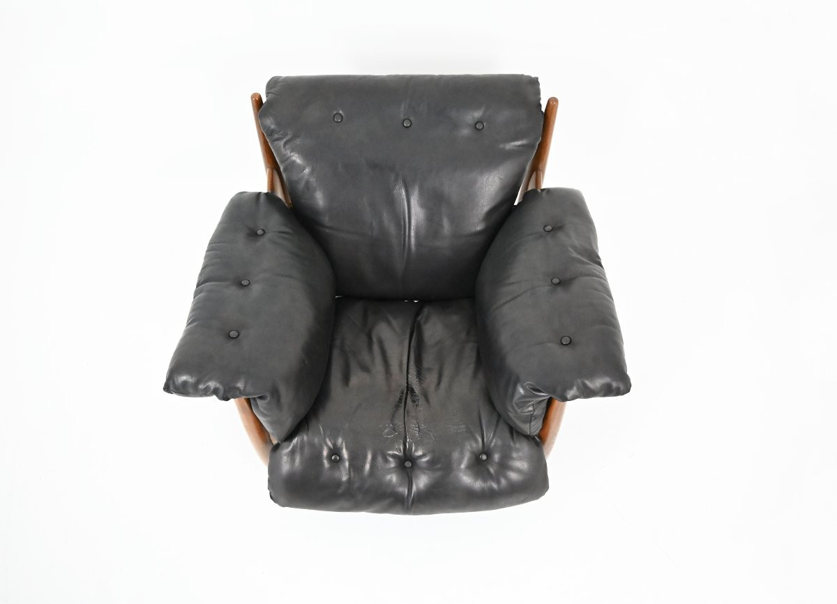 Lounge chair with Ottoman 
