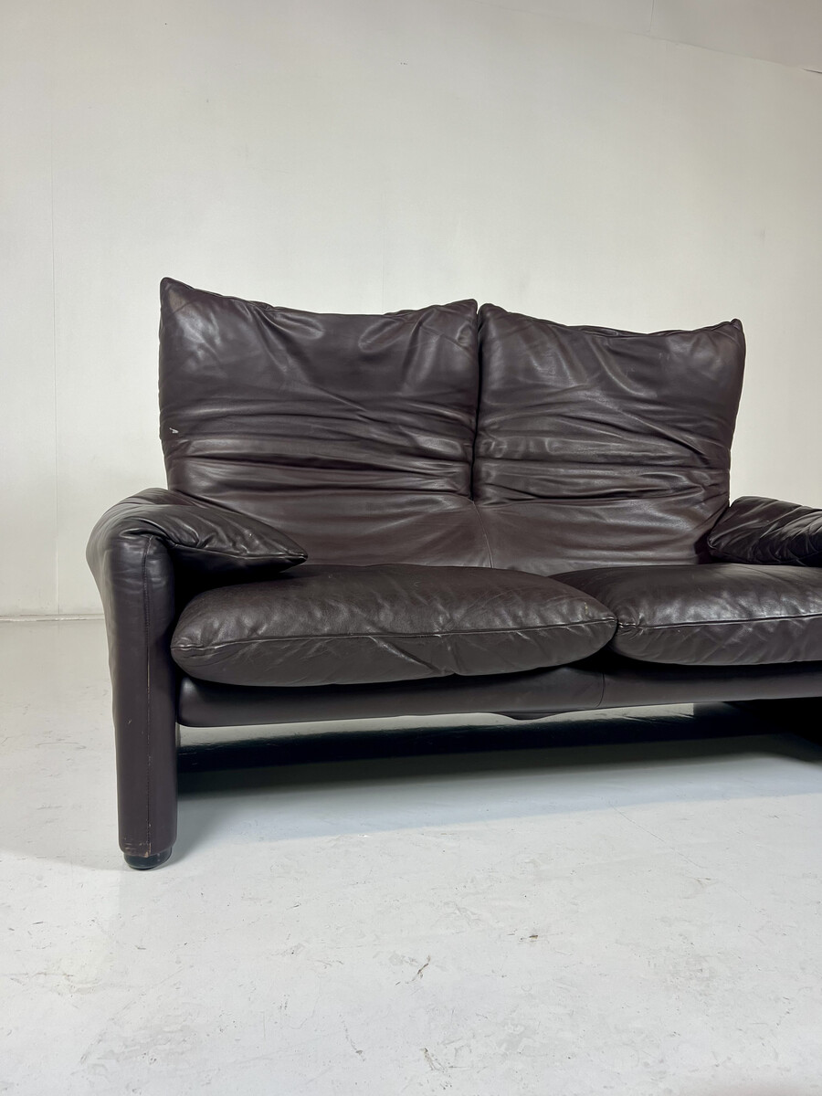 Maralunga Sofa by Vico Magistretti for Cassina, Brown Leather, 1973 - 2 available