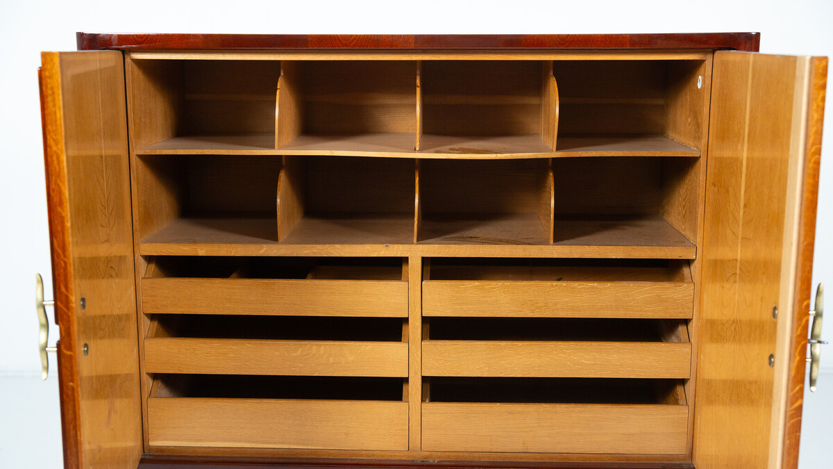 Mid-Century Cabinet in the style of Paolo Buffa, Italy 1950s