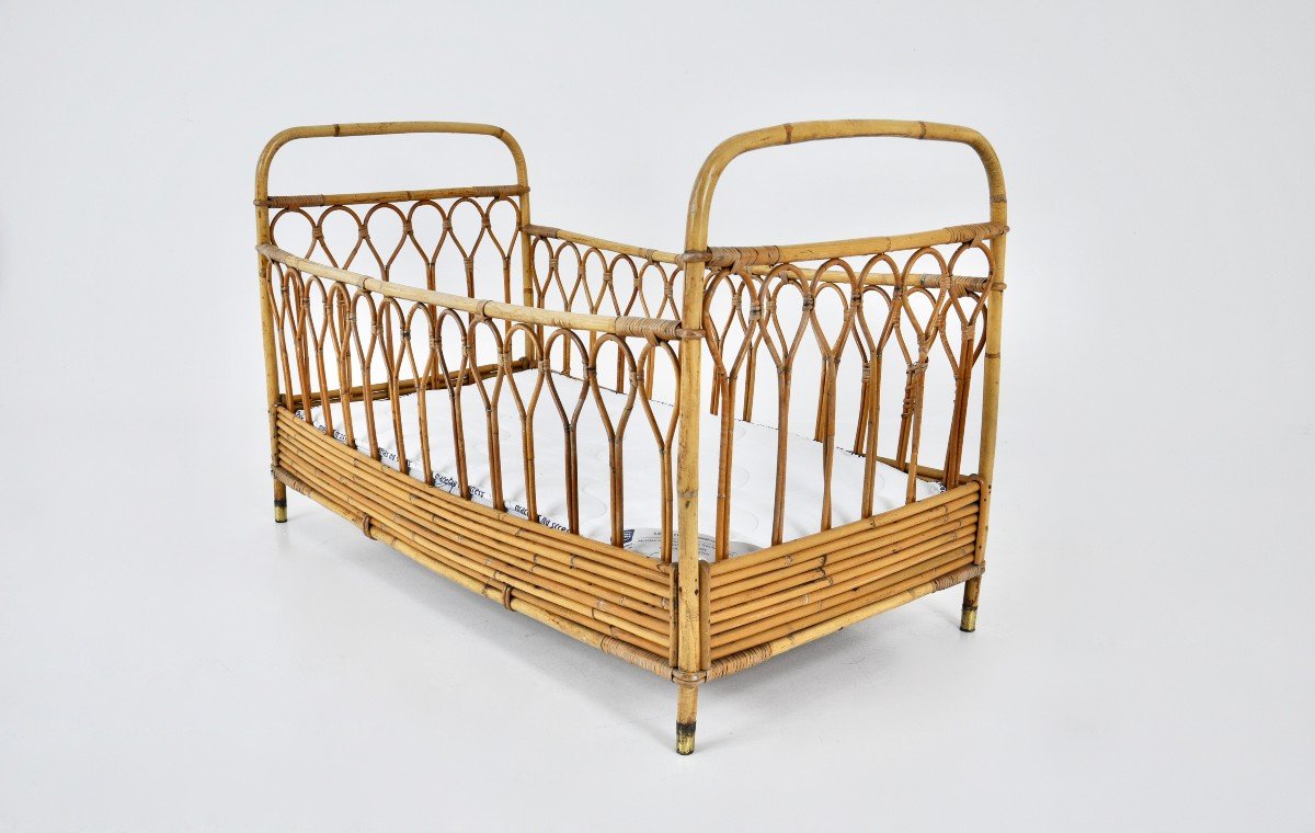 Mid Century Child's bed in rattan, Italy 1960's