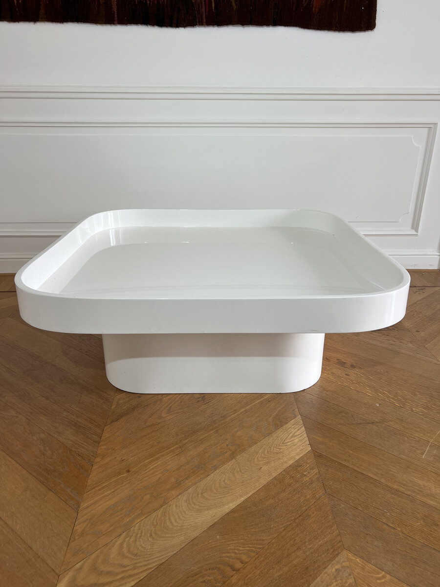 Mid-Century Coffee Table, White Lacquered, Italy, 1970s