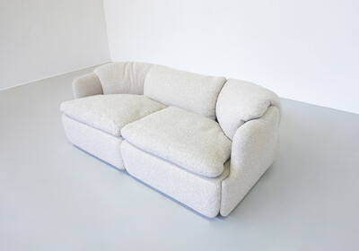 Mid-Century Confidential Sofa by Alberto Rosselli for Saporiti, Italy,1970's - New Beige Upholstery