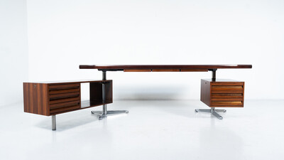 Mid-Century Desk by Osvaldo Borsani for Tecno, Italy, 1960s