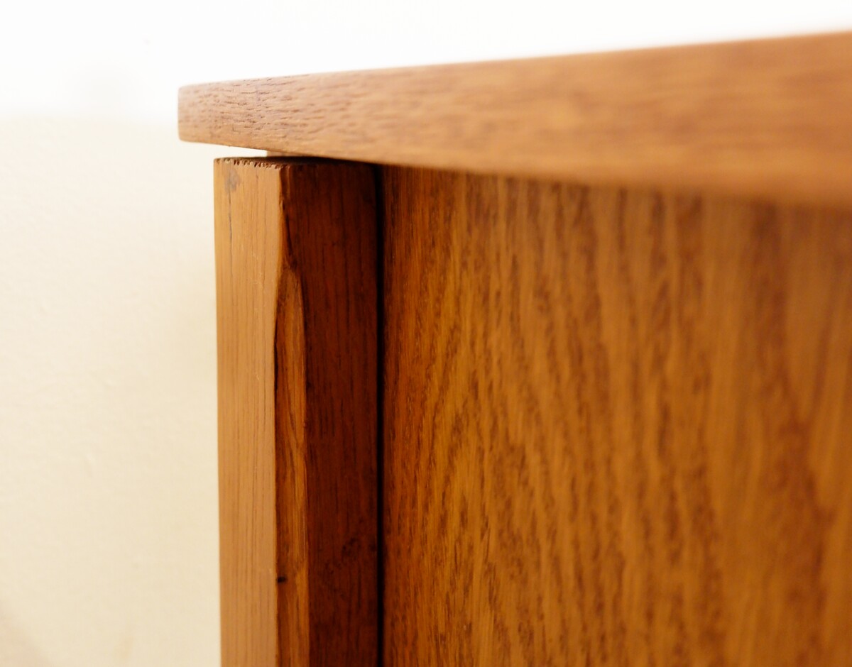 Mid-Century desk with Sled Legs from Oto, 1960s