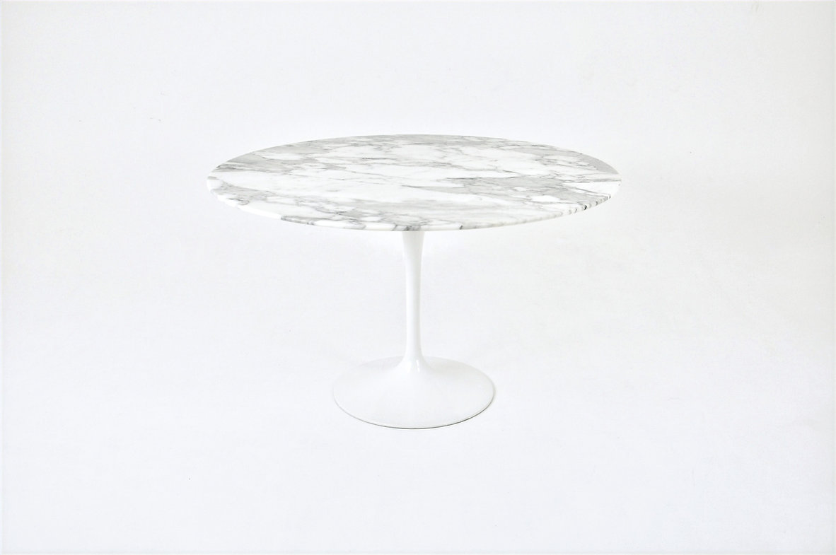 Mid Century Dining table by Eero Saarinen for Knoll International, 1960s