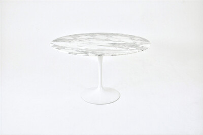 Mid Century Dining table by Eero Saarinen for Knoll International, 1960s