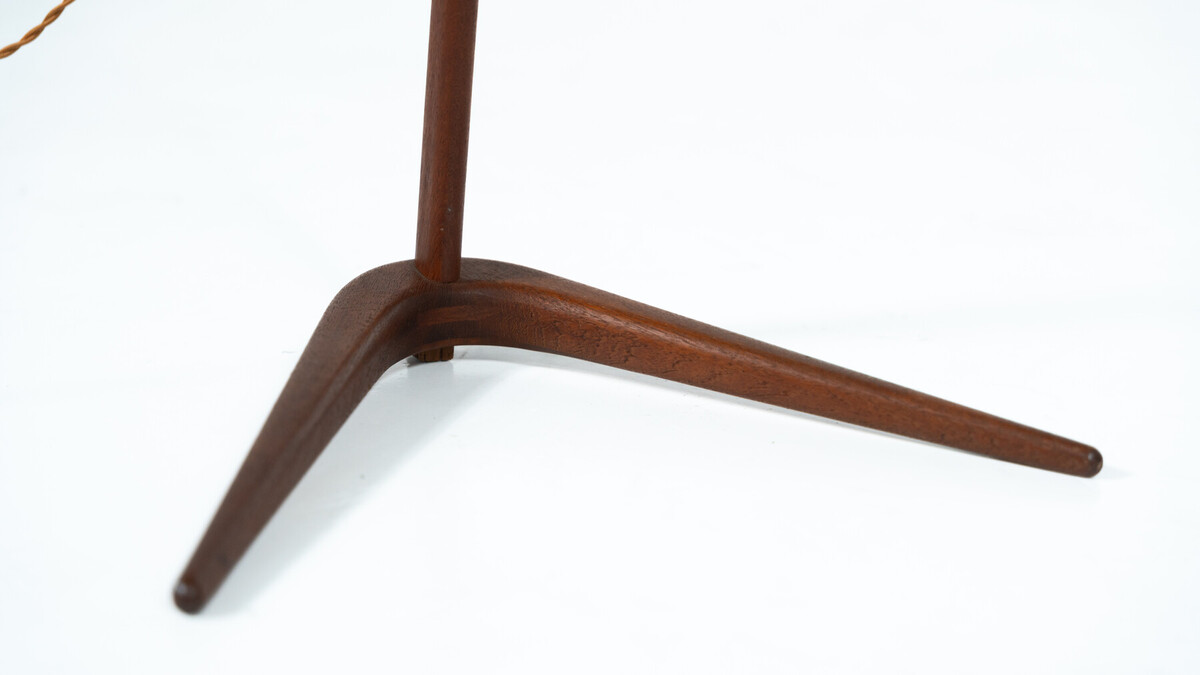 Mid-Century Floor Lamp model 2076 