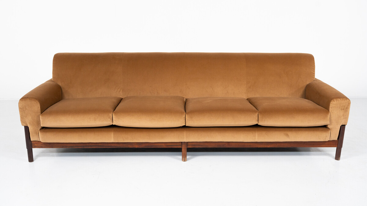 Mid-Century Four Seater Sofa by Saporiti, Italy, 1960s - New Upholstery