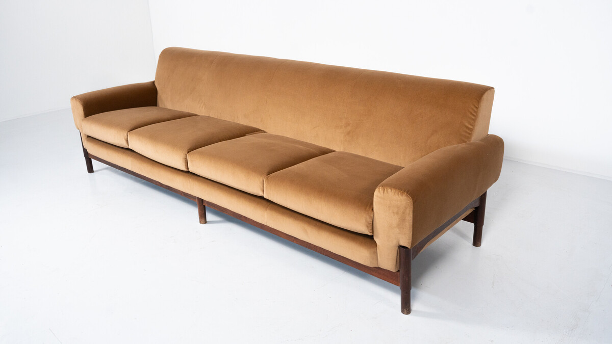 Mid-Century Four Seater Sofa by Saporiti, Italy, 1960s - New Upholstery