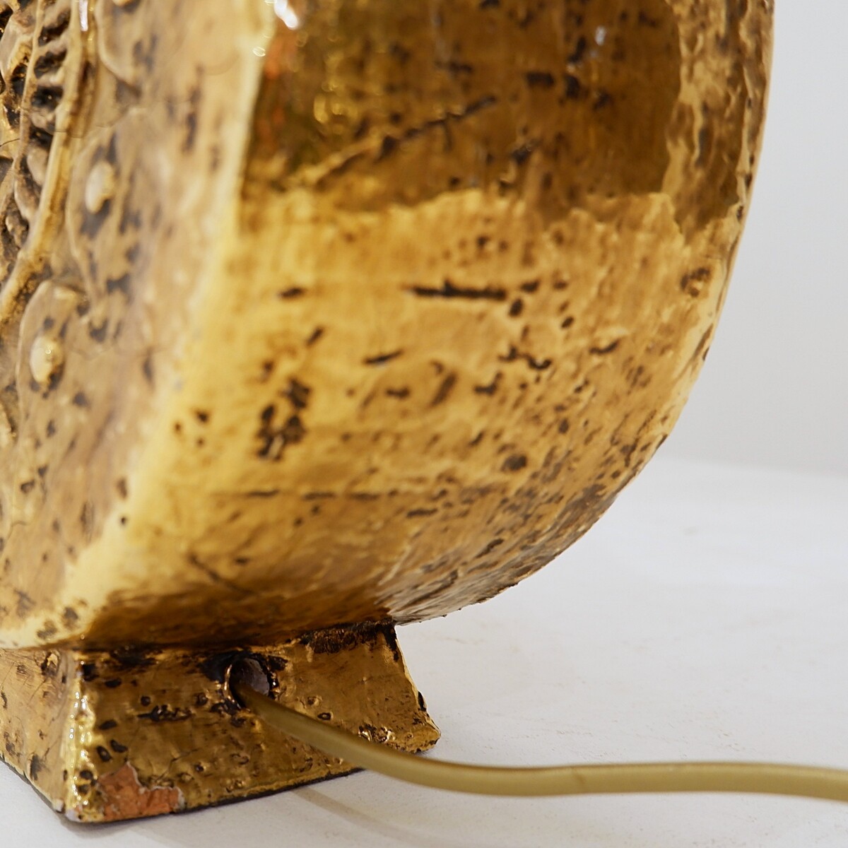 Mid-Century Italian Gold ceramic Table Lamp