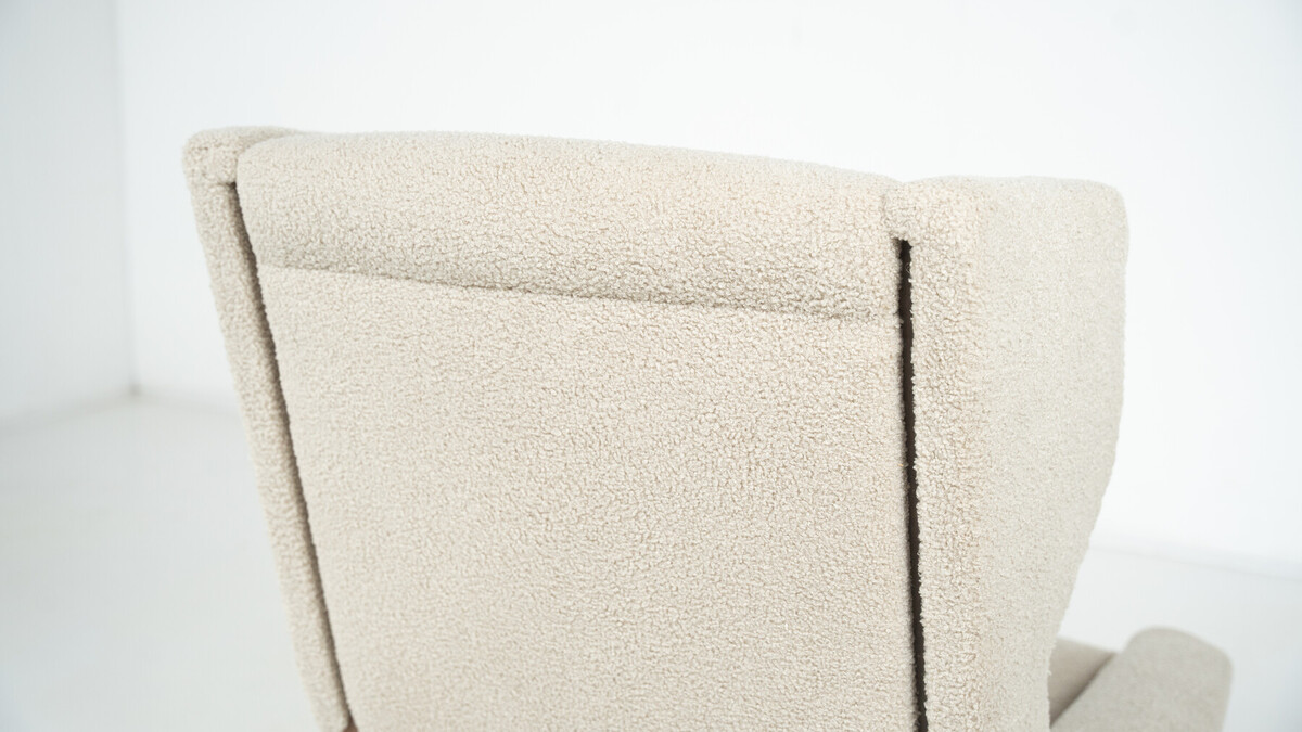 Mid-Century Modern Armchair 877 by Gianfranco Frattini for Cassina, New Beige Upholstery