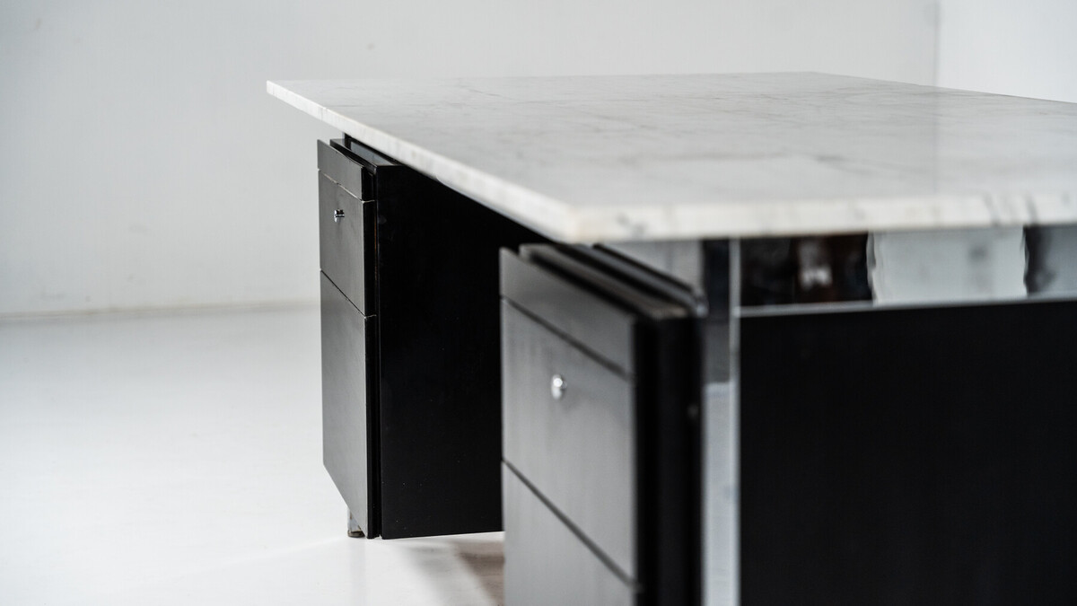 Mid-Century Modern Desk by Florence Knoll for Knoll international