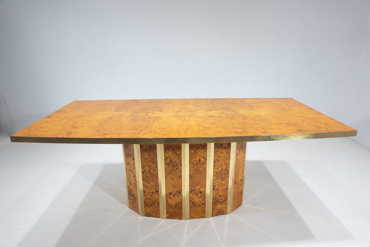 Mid-Century Modern Dining Table In The Style of Willy Rizzo, Ash Burl, Italy