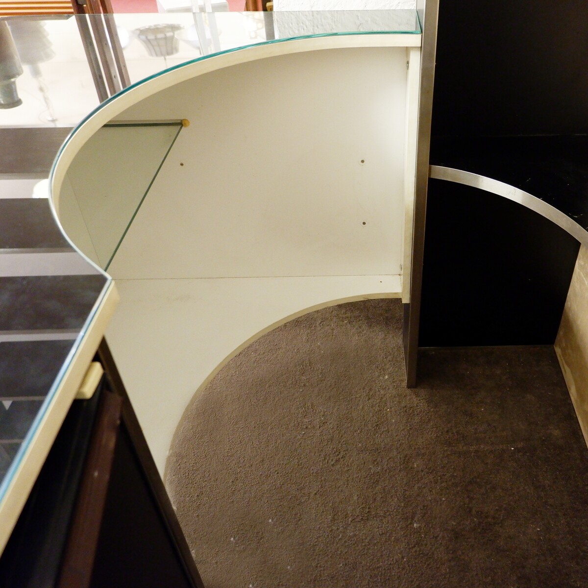 Mid-Century Modern Italian corner Bar - 1970s