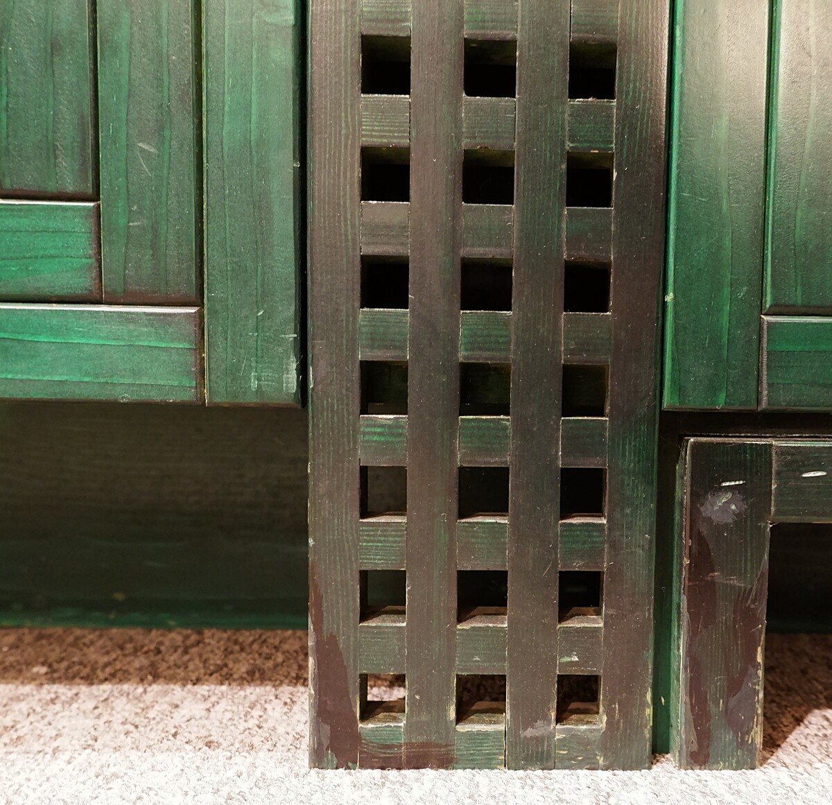 Mid Century Modern long graphic Sideboard in Green stained wood - Italy