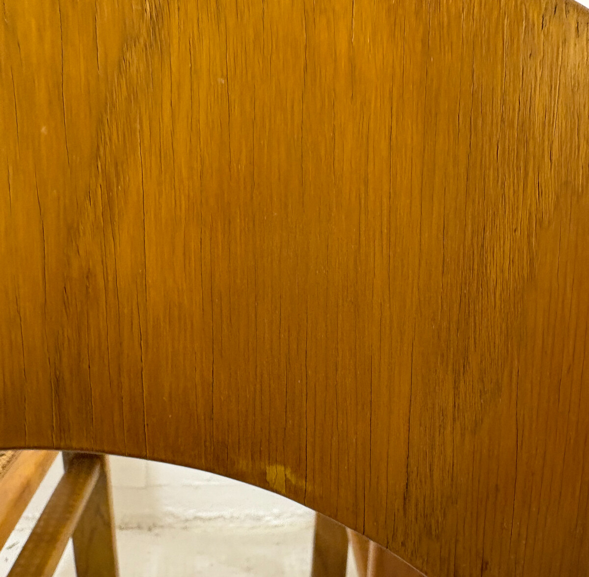 Mid-Century Modern Set of 4 Chairs Model 