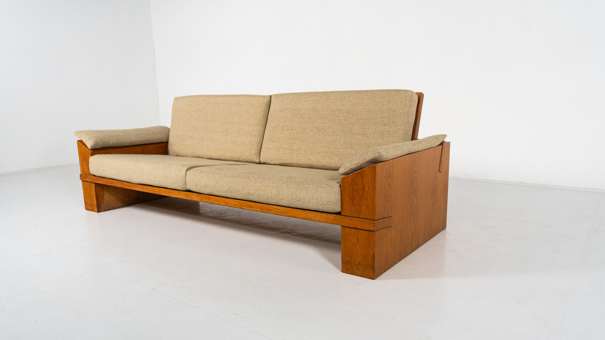 Mid-Century Modern Sofa by Guiseppe Rivadossi, Italy, 1970s - New Upholstery