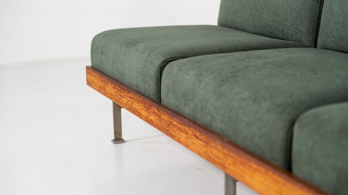 Mid-Century Modern Sofa, Saporiti, Italy, 1960s - New Upholstery