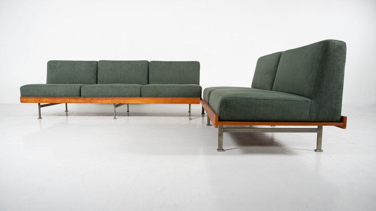 Mid-Century Modern Sofa, Saporiti, Italy, 1960s - New Upholstery