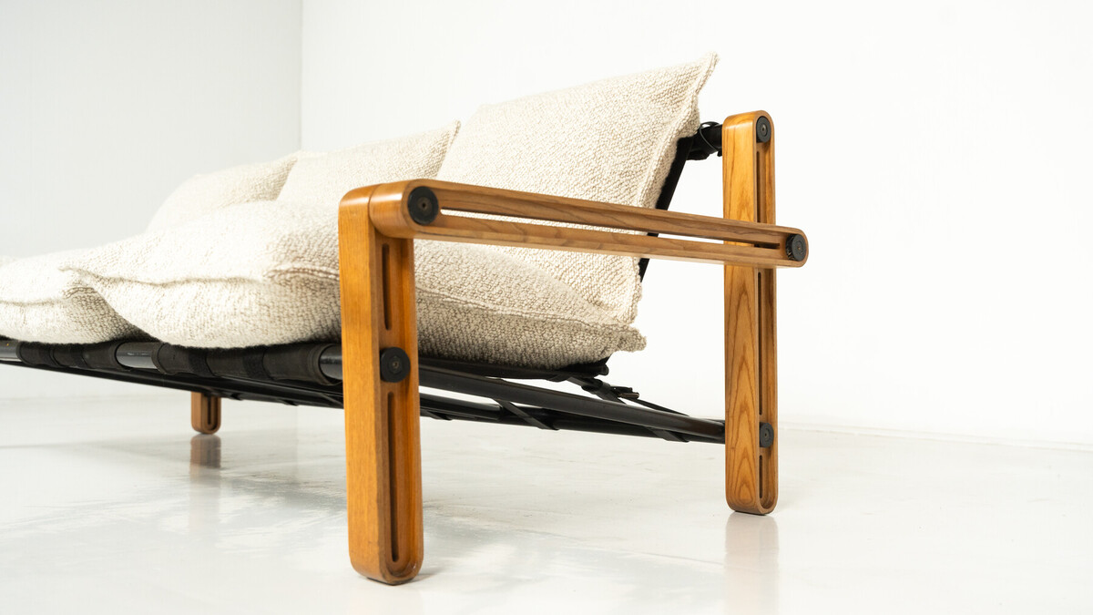 Mid-Century Modern Three-Seater Sofa, 1960s -  New Upholstery