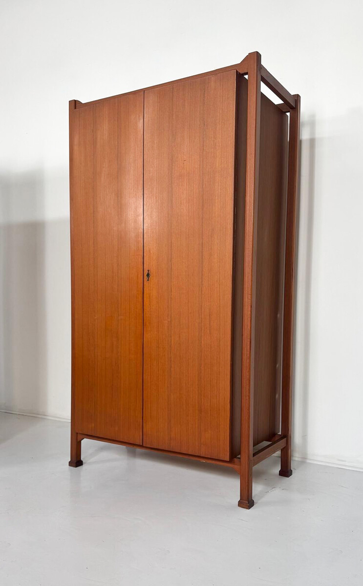 Mid-Century Pair of Wardrobes, Italy, 1960s