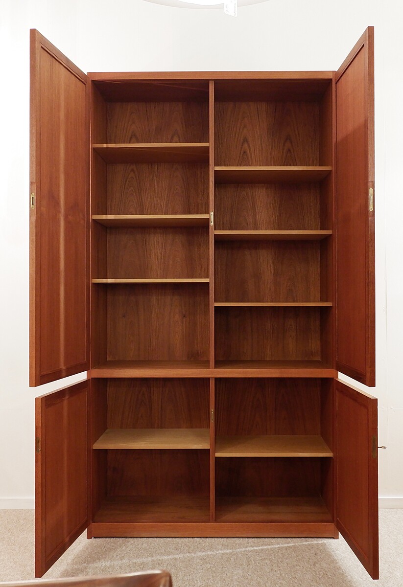 Mid-century scandinavian Børge Mogensen cupboard, Model BM 67, Made by P. Lauritzen - 1958