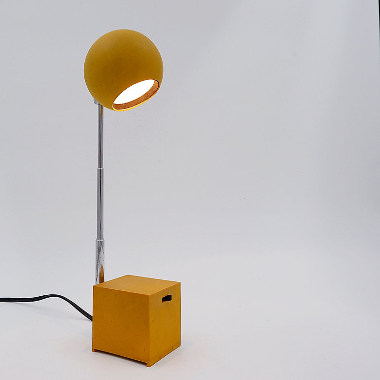 Minimaliste Space Age Lytegem Desk Lamp by Michael Lax, Lightolier