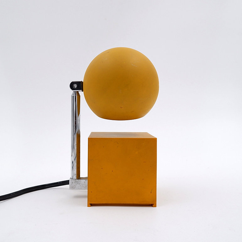 Minimaliste Space Age Lytegem Desk Lamp by Michael Lax, Lightolier