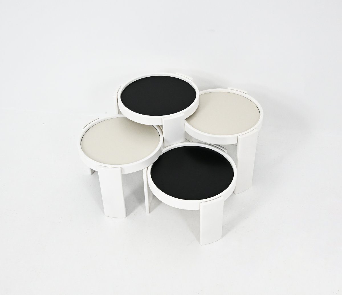 Model 780 Nesting Tables by Gianfranco Frattini for Cassina, 1960s, set of 4