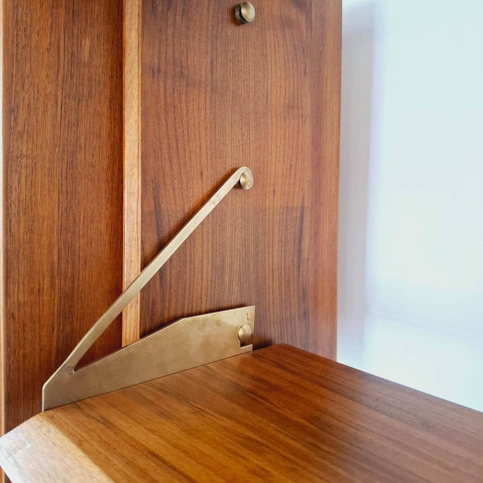 Modular Shelving Unit, Italy, 1950s