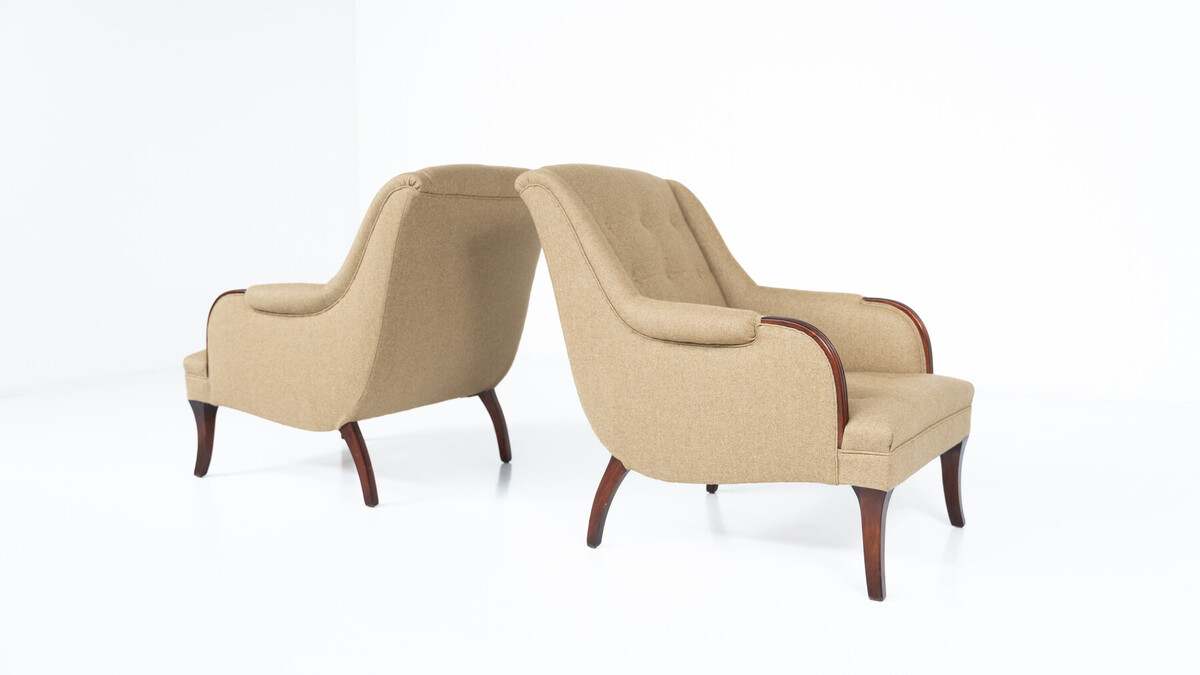 Pair of  Armchairs, 1920s - New Upholstery 