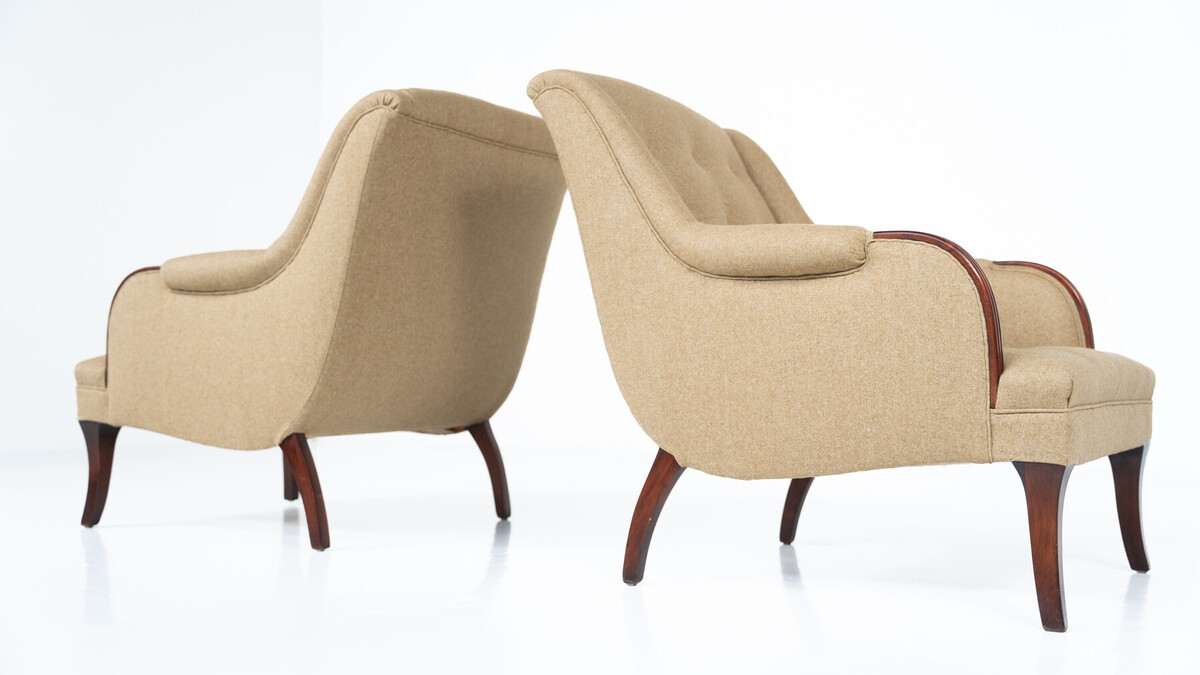 Pair of  Armchairs, 1920s - New Upholstery 