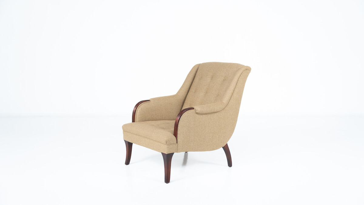 Pair of  Armchairs, 1920s - New Upholstery 