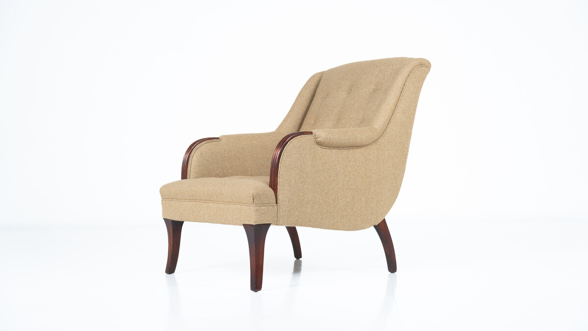 Pair of  Armchairs, 1920s - New Upholstery 
