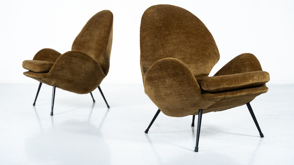 Pair of Armchairs, Italy, 1950s - New Velvet Upholstey