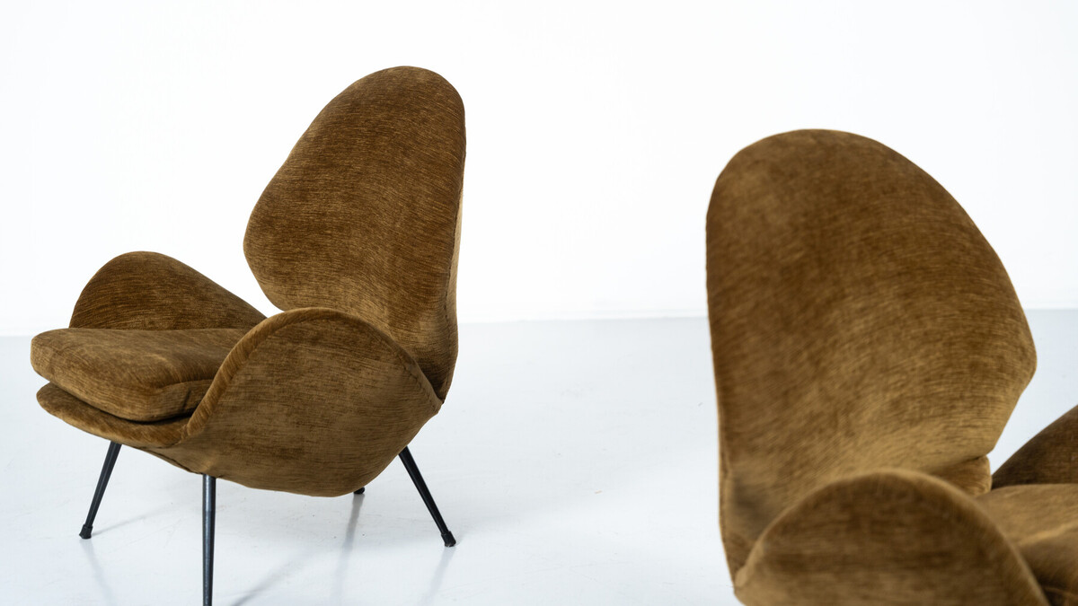 Pair of Armchairs, Italy, 1950s - New Velvet Upholstey