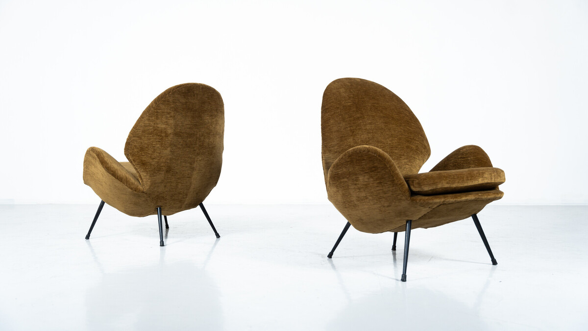 Pair of Armchairs, Italy, 1950s - New Velvet Upholstey