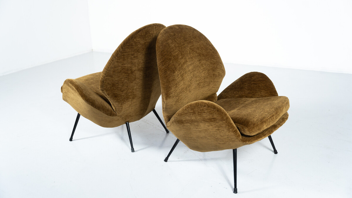 Pair of Armchairs, Italy, 1950s - New Velvet Upholstey