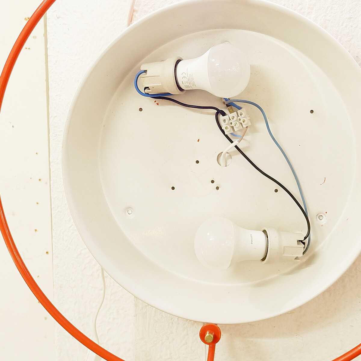 Pair of metal wall lights and frosted glass disc