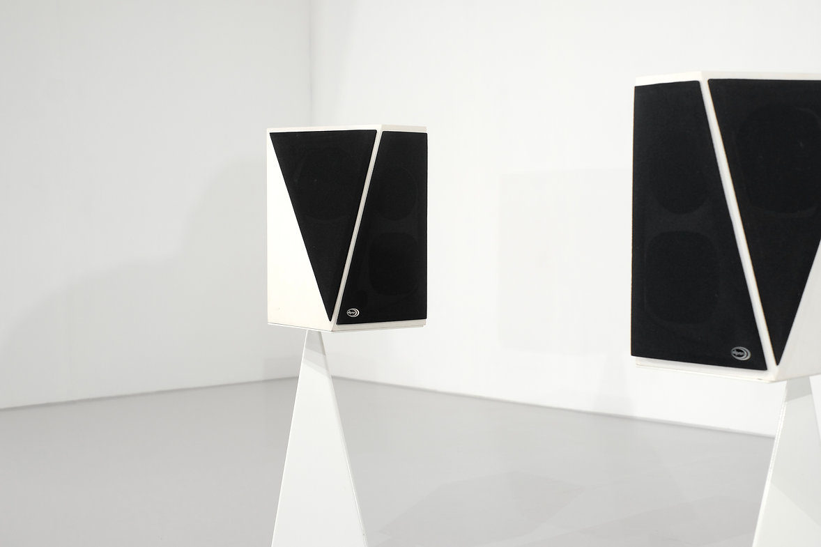Pair of speakers Elipson model “ 1401 