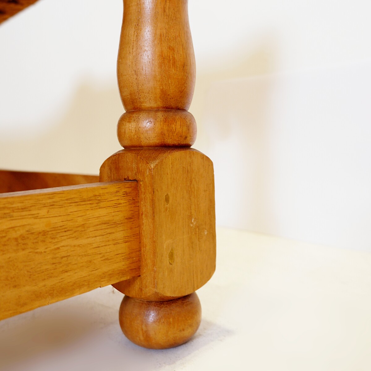 Pair of vintage brutalist stools or footrests in rope and wood, 1960s