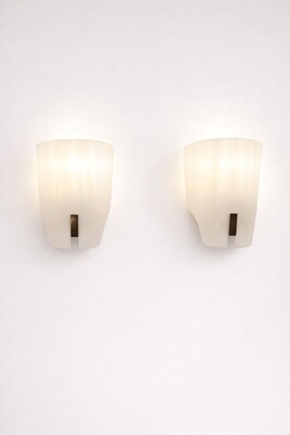 Pair of Wall Lights by Gino Sarfatti, Arteluce, Brass ans Acrylic, 1950s