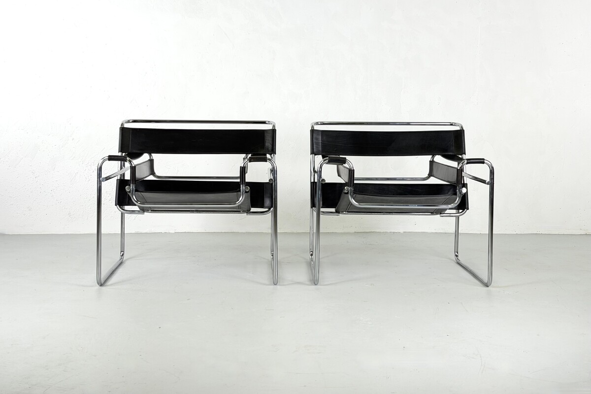 Pair of Wassily armchair by Marcel Breuer for Gavina - 1960s