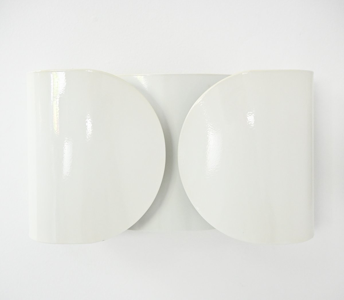 Pair of white foglio sconces by Tobia & Afra Scarpa for Flos, 1960's