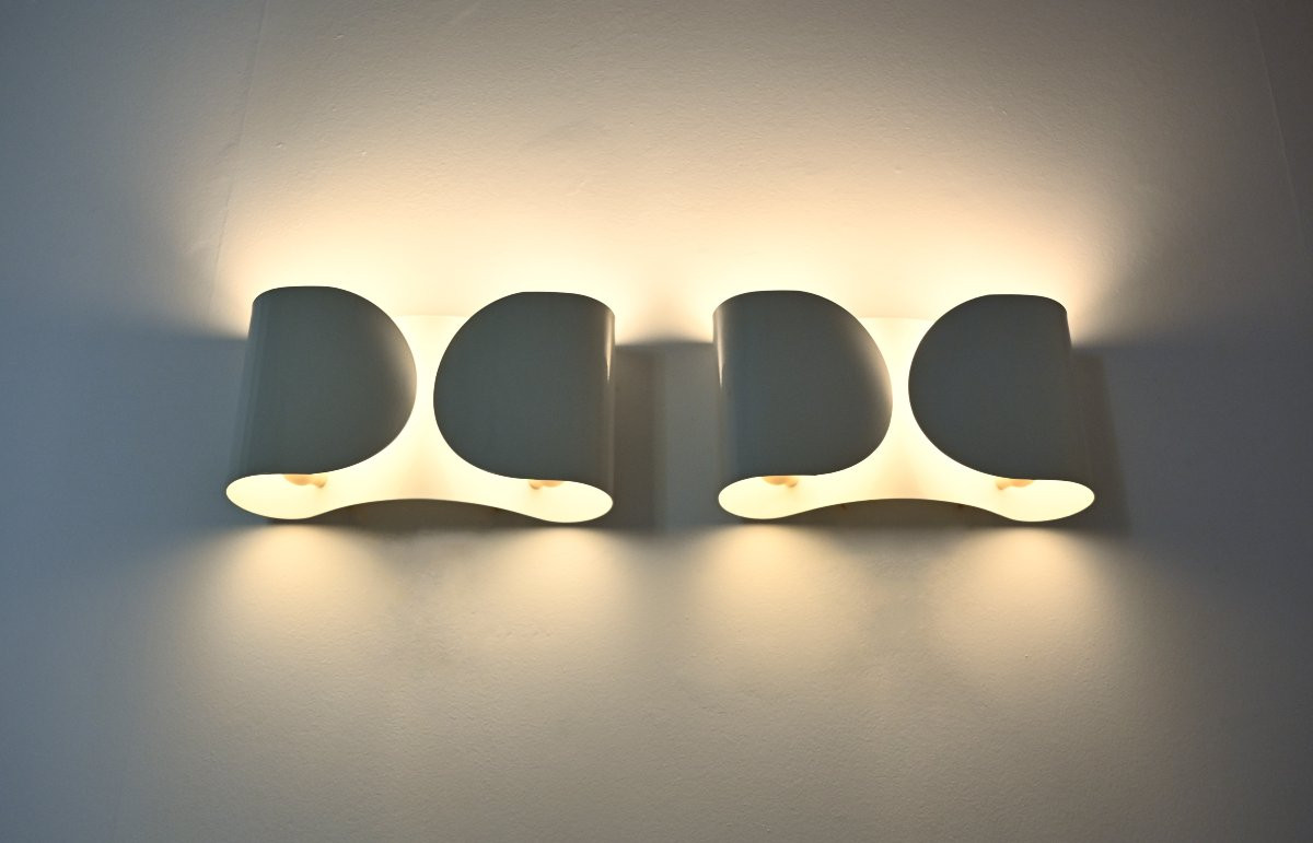 Pair of white foglio sconces by Tobia & Afra Scarpa for Flos, 1960's